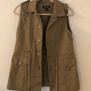 Lightweight Olive Vest